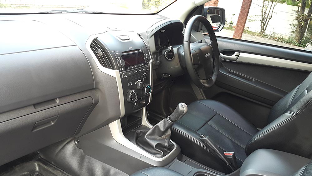 Nissan Almera View