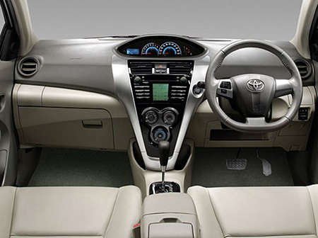 Nissan Almera View